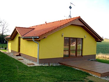 Stavba bungalovu