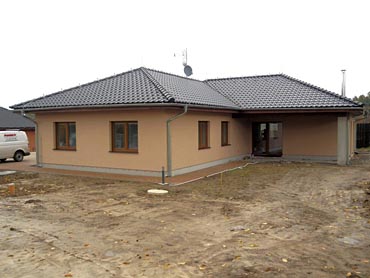Stavba bungalovu